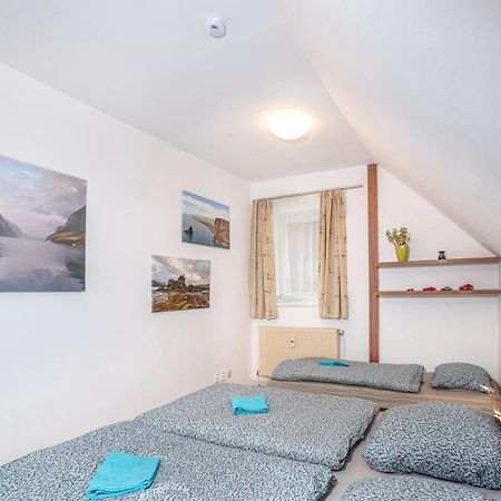 Depandance Marnet Sneznik Apartment Dolni Morava Exterior photo
